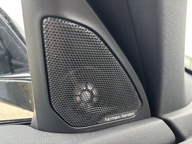 BMW 118 118i M-Sport Sedan