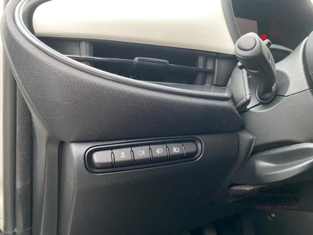 Fiat 500e Digitales Cockpit Apple CarPlay Android Auto Klima