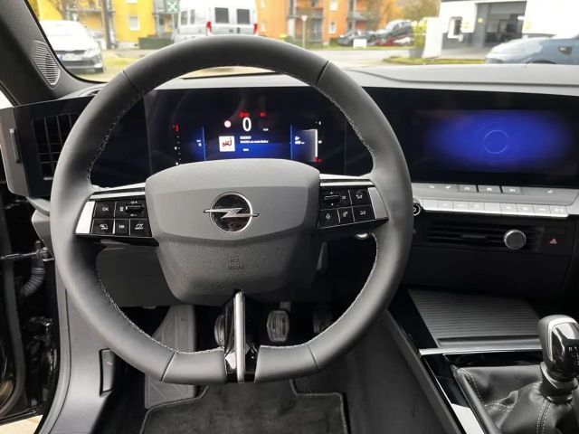 Opel Astra 1.2 Turbo Edition Turbo