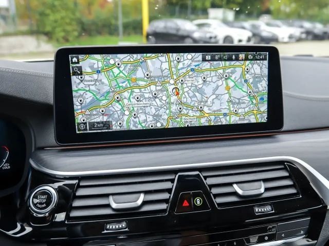 BMW 540 540d Luxury Line Touring xDrive