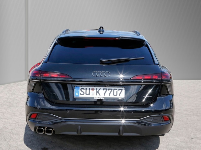 Audi A6 Avant Quattro S-Tronic