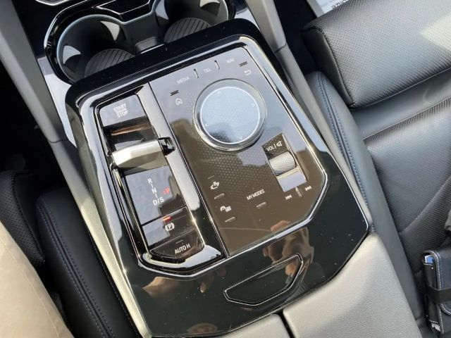 BMW 520 520d M-Sport Sedan