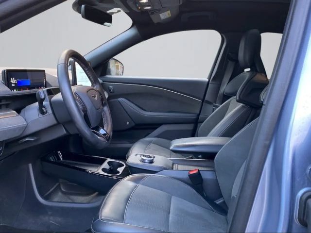 Ford Mustang Mach-E AWD GT