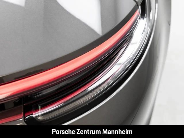 Porsche 992 Carrera Coupé