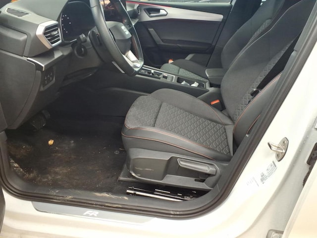 Seat Leon 1.5 eTSI DSG FR-lijn