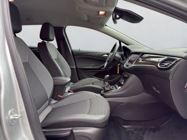 Opel Astra 1.2 Turbo Elegance Sports Tourer