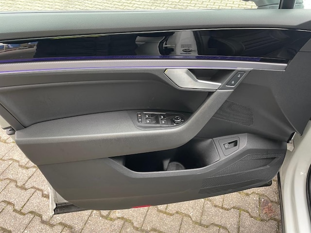 Volkswagen Touareg Touareg 3.0  R-L  DT170TDI A8A