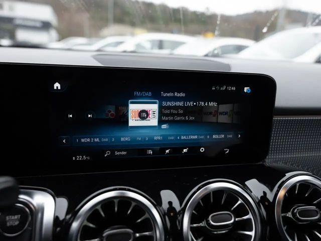 Mercedes-Benz EQB 300 4MATIC Progressive