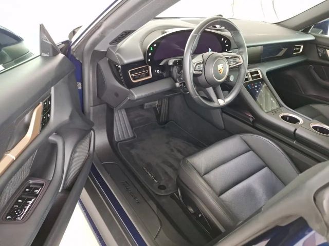 Porsche Taycan Plus
