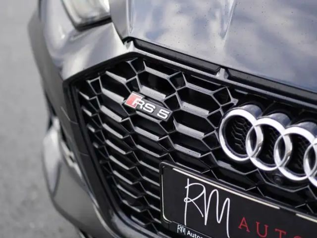 Audi RS5 Quattro