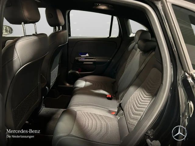 Mercedes-Benz GLA 200 GLA 200 d Style