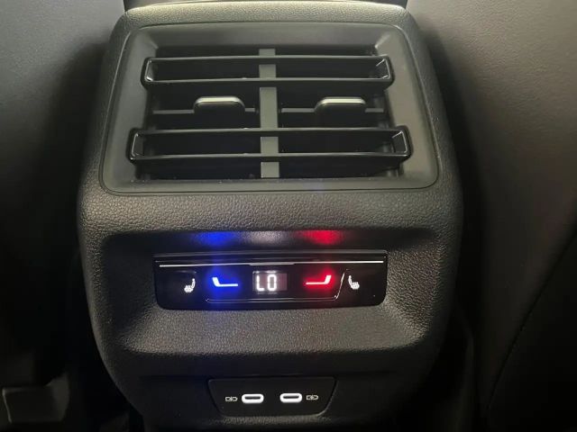 Volkswagen Tayron 2.0 TDI DSG R-Line