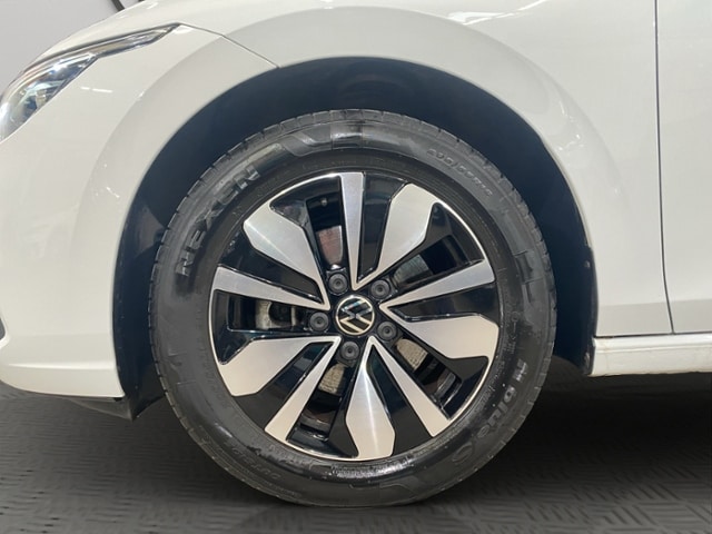 Volkswagen Golf 1.5 TSI Golf VIII Move Variant