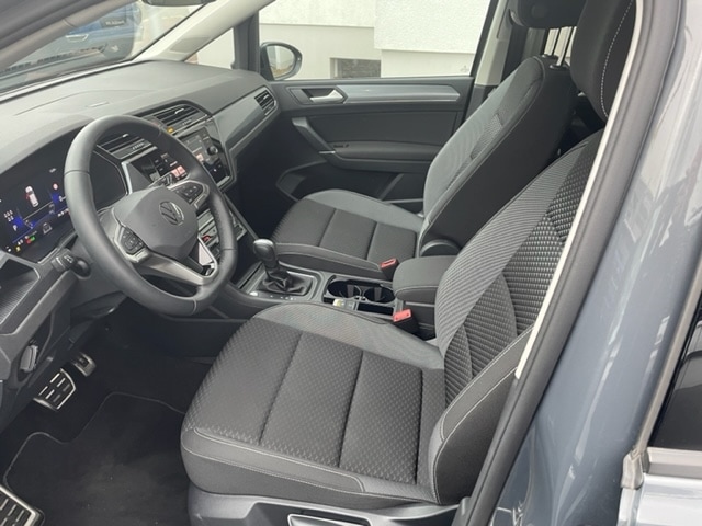Volkswagen Touran 1.5 TSI DSG