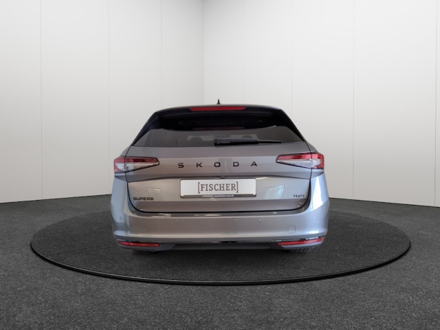 Skoda Superb 2.0 TDI 4x4 Combi Sportline