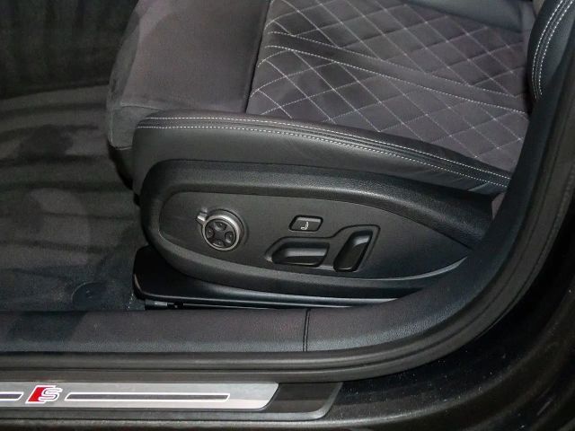 Audi A4 40 TFSI Quattro S-Line Sedan