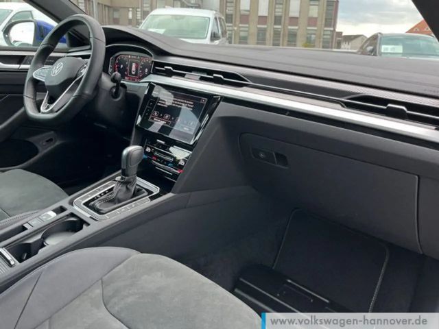 Volkswagen Arteon 2.0 TSI DSG R-Line