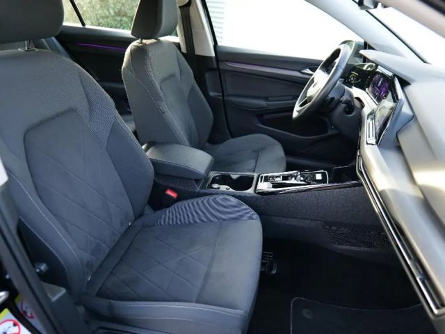 Volkswagen Golf DSG Style eHybrid