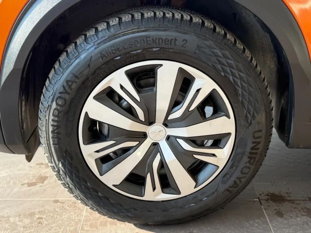 Peugeot E-2008 Active Pack