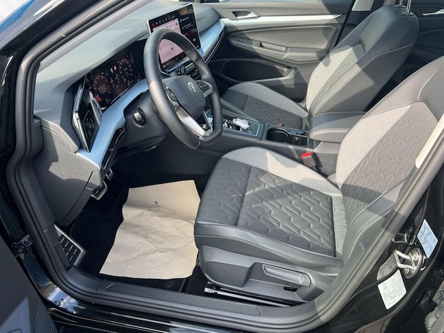 Volkswagen Golf 1.5 eTSI Variant