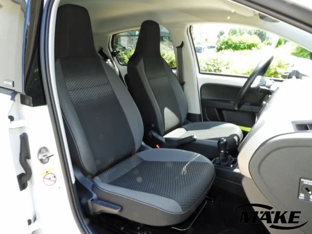 Volkswagen up! Active