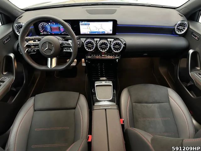 Mercedes-Benz A 200 AMG Line