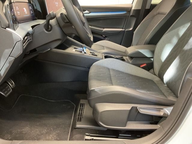 Volkswagen Golf 1.5 eTSI DSG Golf VIII