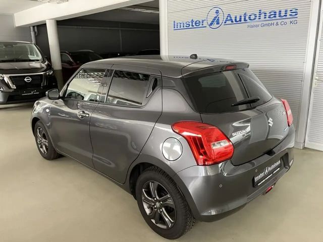 Suzuki Swift DualJet Hybrid Shine