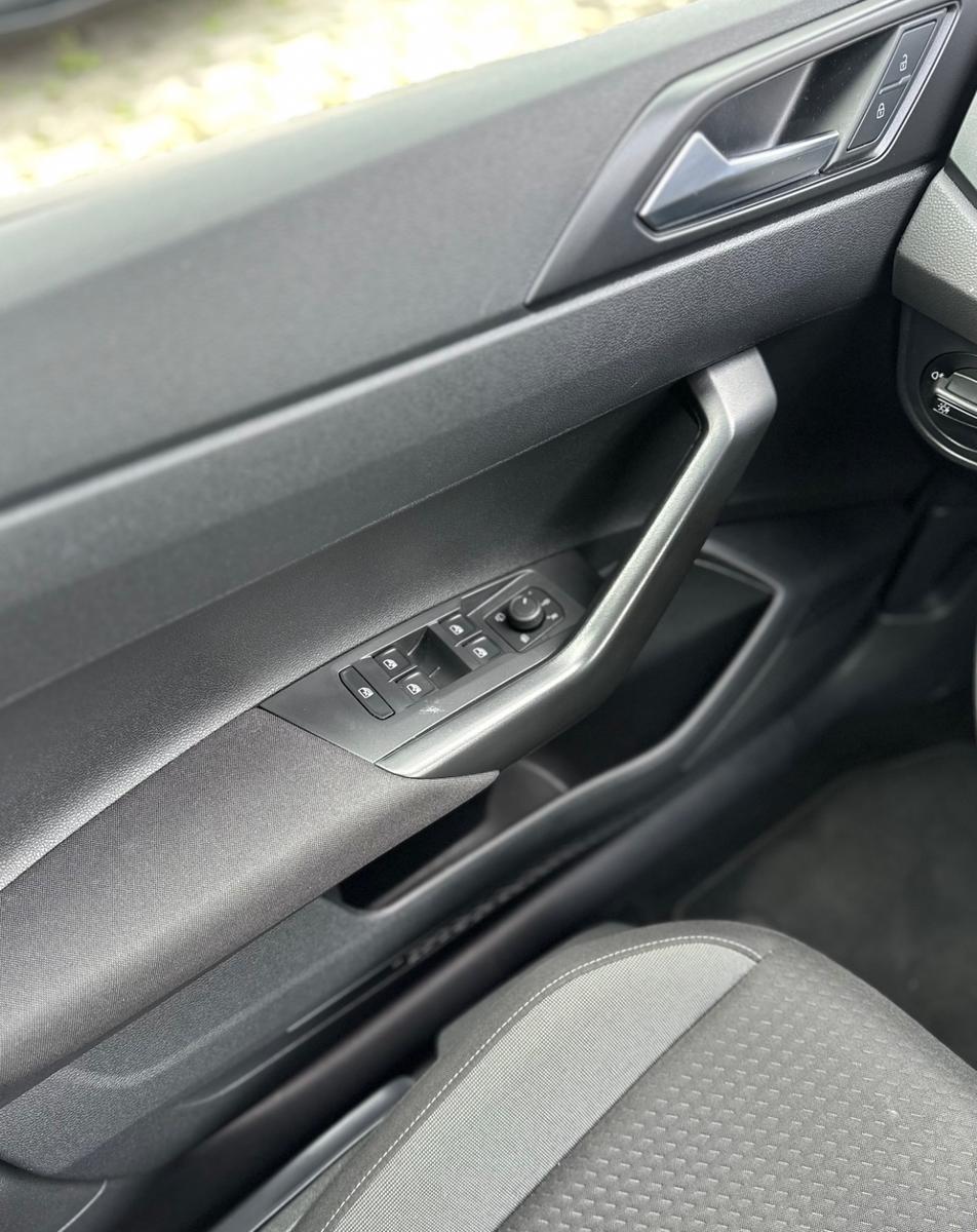 Volkswagen Taigo TAIGO*TEMPOMAT*PDC*CARPLAY*LED-SHZ-DAB-NR