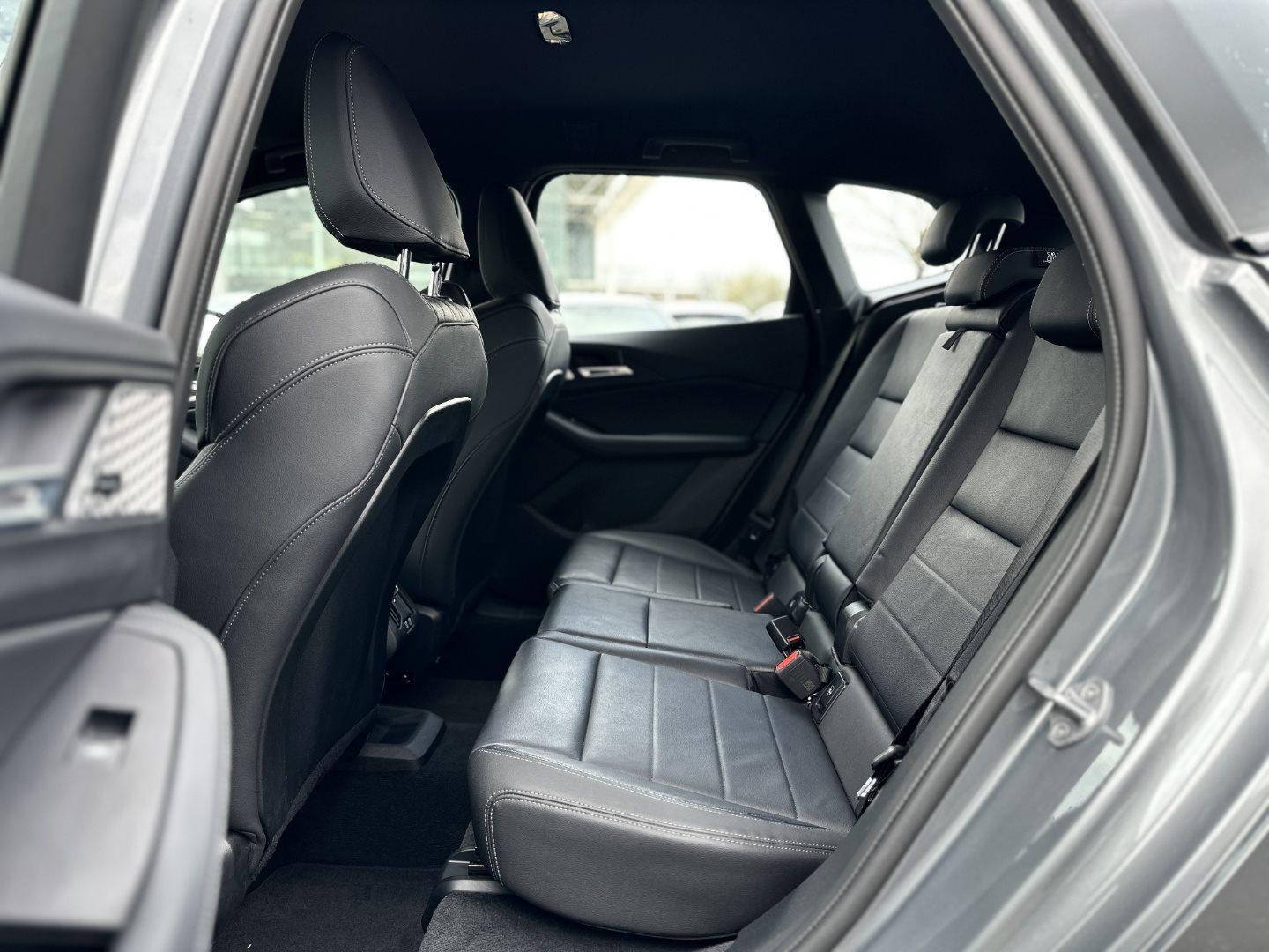 BMW 220 220i Active Tourer