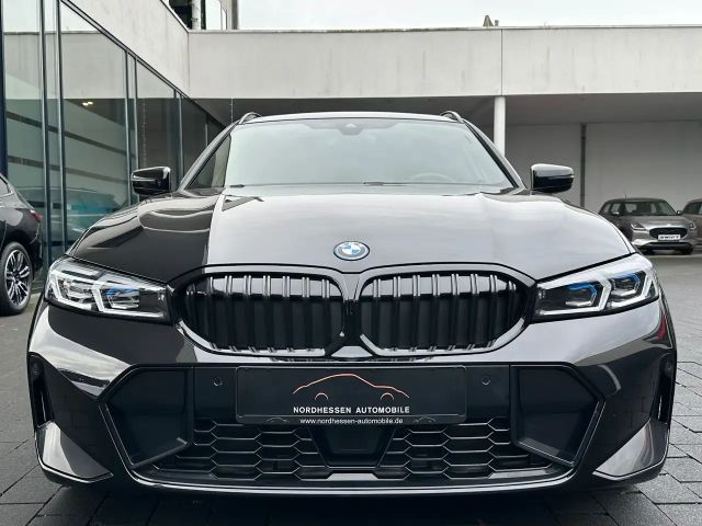 BMW 330 330e M-Sport Touring xDrive