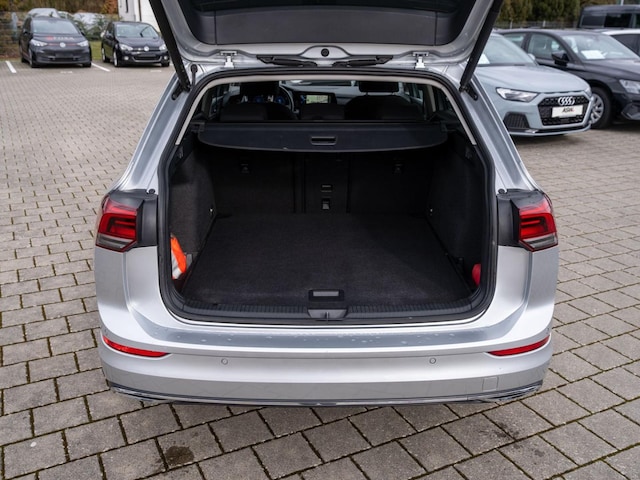 Volkswagen Golf DSG Style Variant