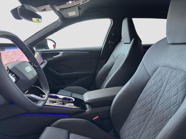 Audi A6 Avant Quattro S-Tronic