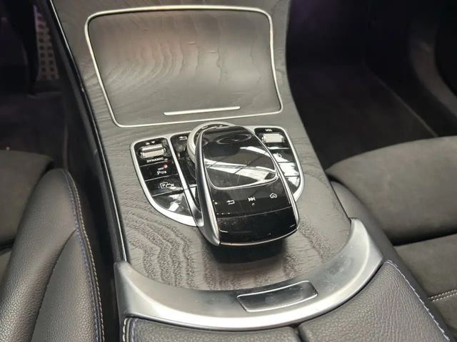 Mercedes-Benz C 300 AMG Line