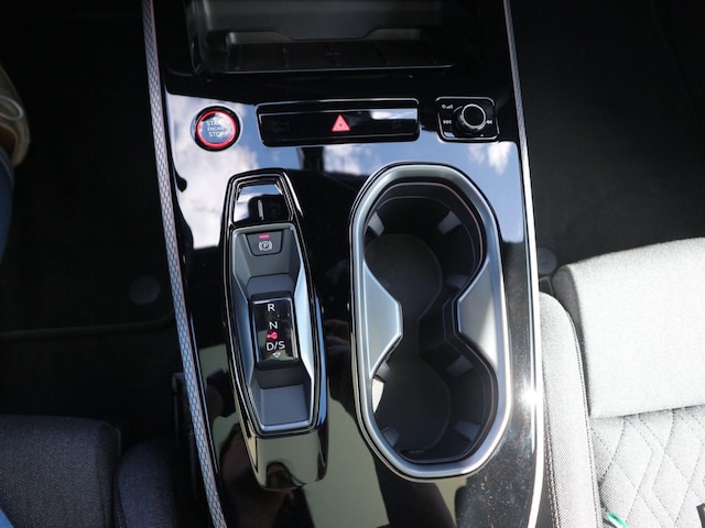 Audi A6 Avant Quattro S-Tronic