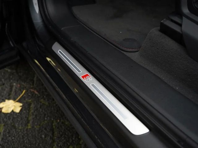 Audi Q7 Business Hybride S-Line