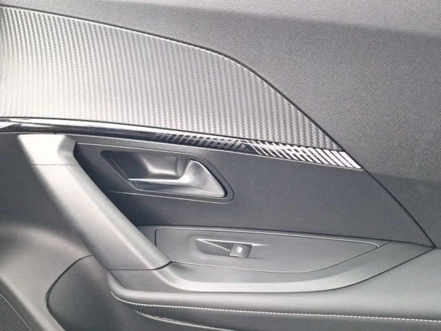 Peugeot 2008 Allure Pack EAT8 PureTech