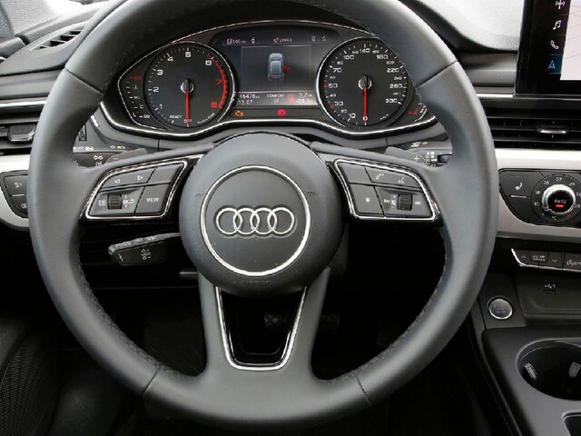 Audi A4 40 TFSI Avant S-Tronic