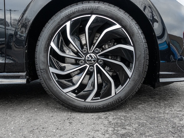 Volkswagen Golf 2.0 TSI DSG