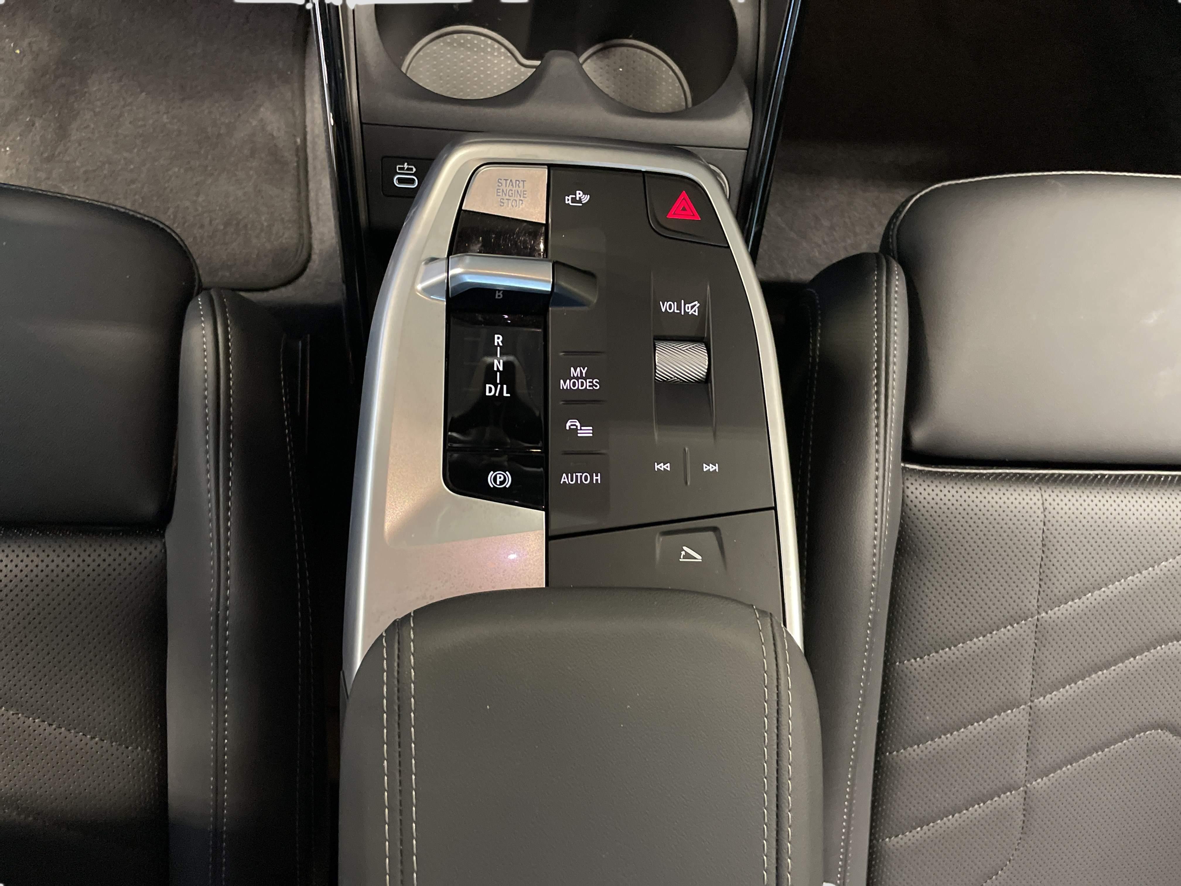 BMW 220 220i Active Tourer