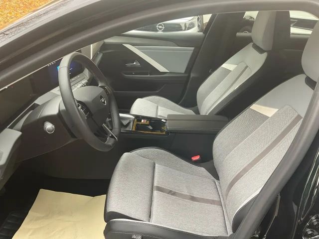 Opel Astra 1.2 Turbo Elegance Turbo