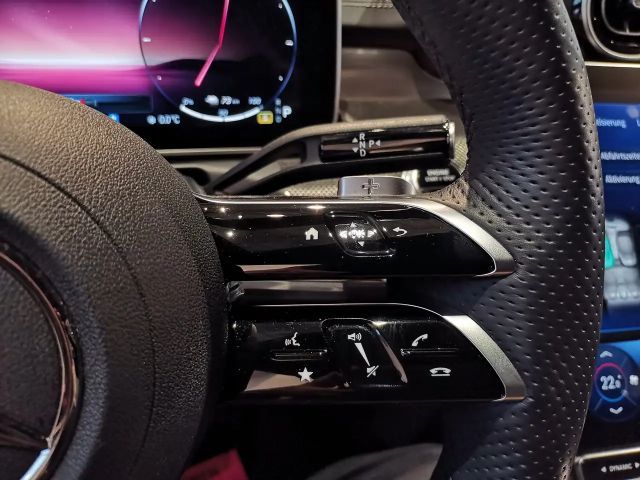 Mercedes-Benz C 300 4MATIC AMG Line