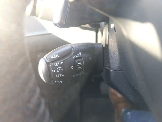 Peugeot 2008 Allure Pack PureTech