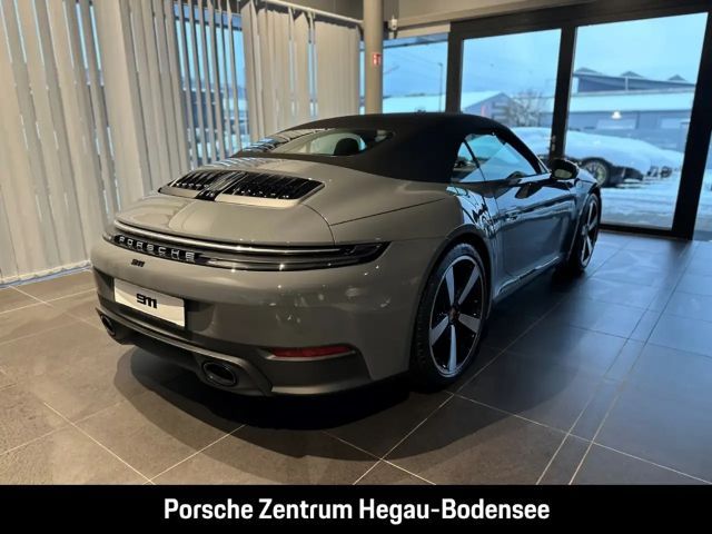 Porsche 992 Cabrio Carrera