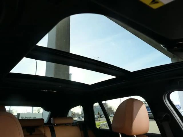 BMW 330 330e M-Sport Touring