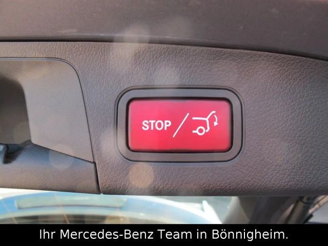 Mercedes-Benz GLA 180 AHV / Winter-Paket / RFK