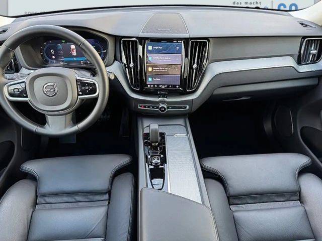 Volvo XC60 Dark Plus T6