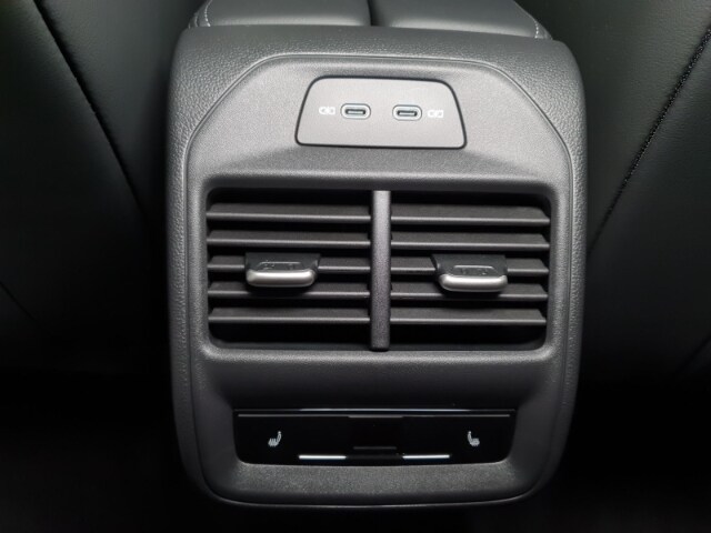 Volkswagen Passat 4Motion DSG R-Line