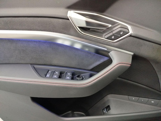 Audi Q8 e-tron 55 Quattro S-Line