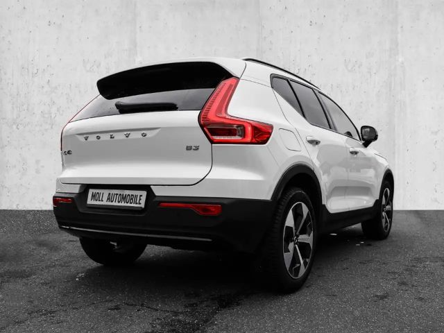 Volvo XC40 Dark Plus